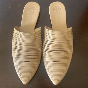 Tory Burch strappy slip on flats - Size 9